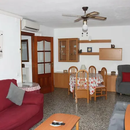 Apartamento Plaza Reina *