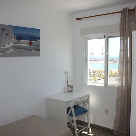 Apartamento Plaza Reina * Malaga